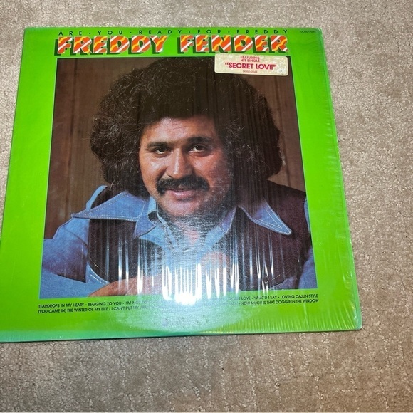 Freddy Fender- Are you Ready for Freddy vintage vinyl record from 1975 - Picture 3 of 11